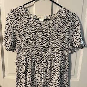 Urban Romantics Black and White Women's Top